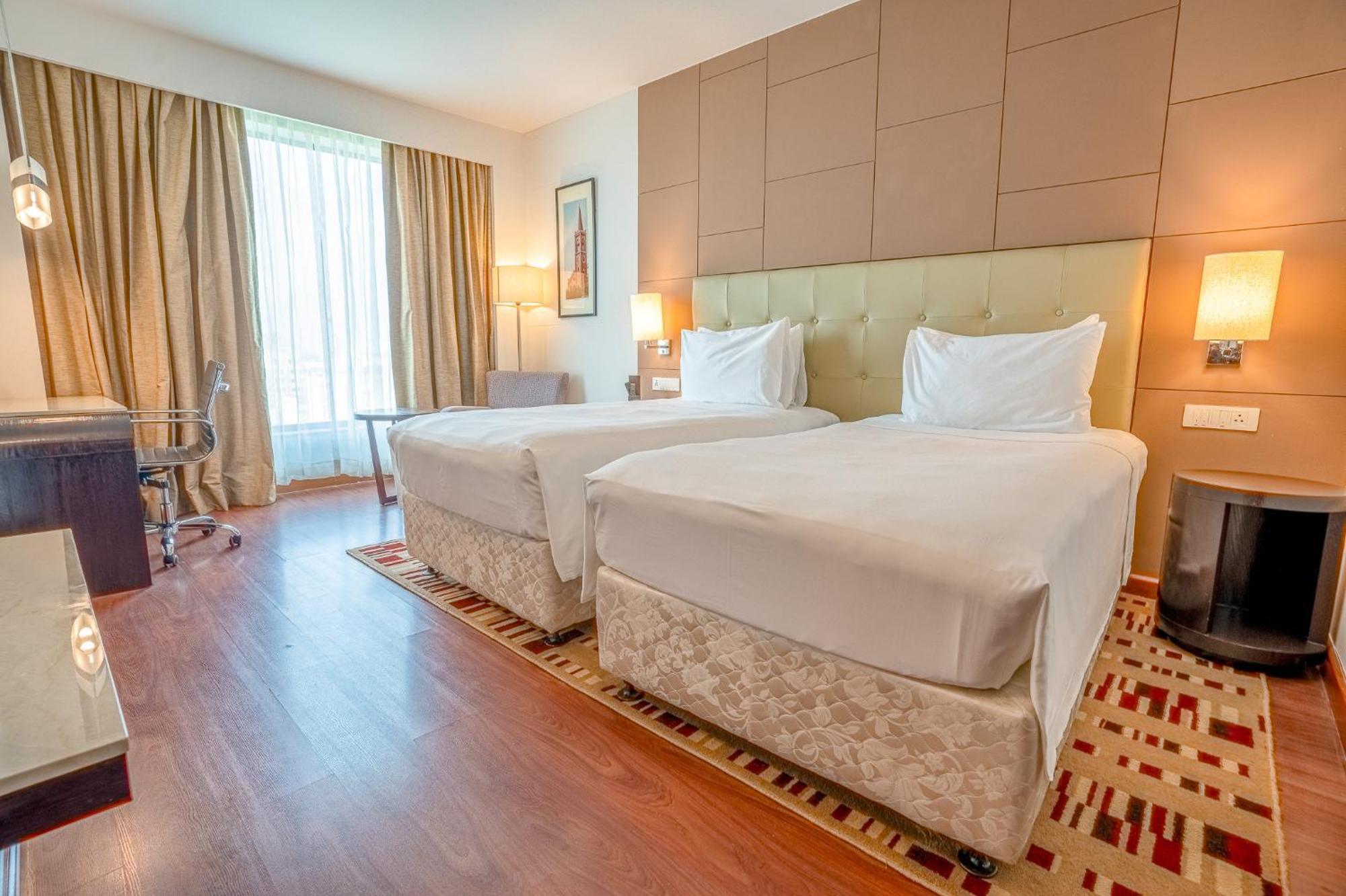 Radisson Blu Pune Hinjawadi Pimpri-Chinchwad Exterior foto