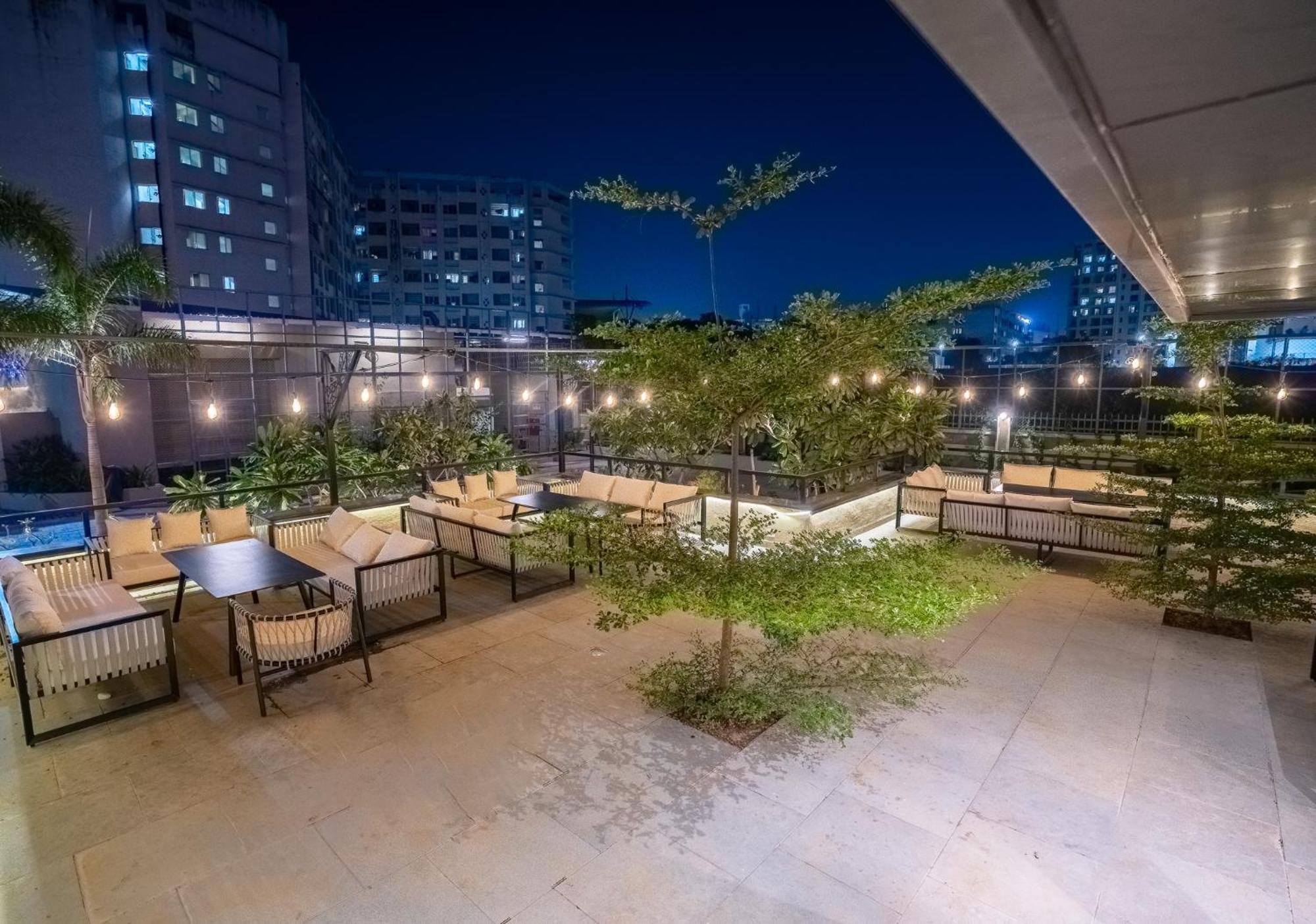 Radisson Blu Pune Hinjawadi Pimpri-Chinchwad Exterior foto