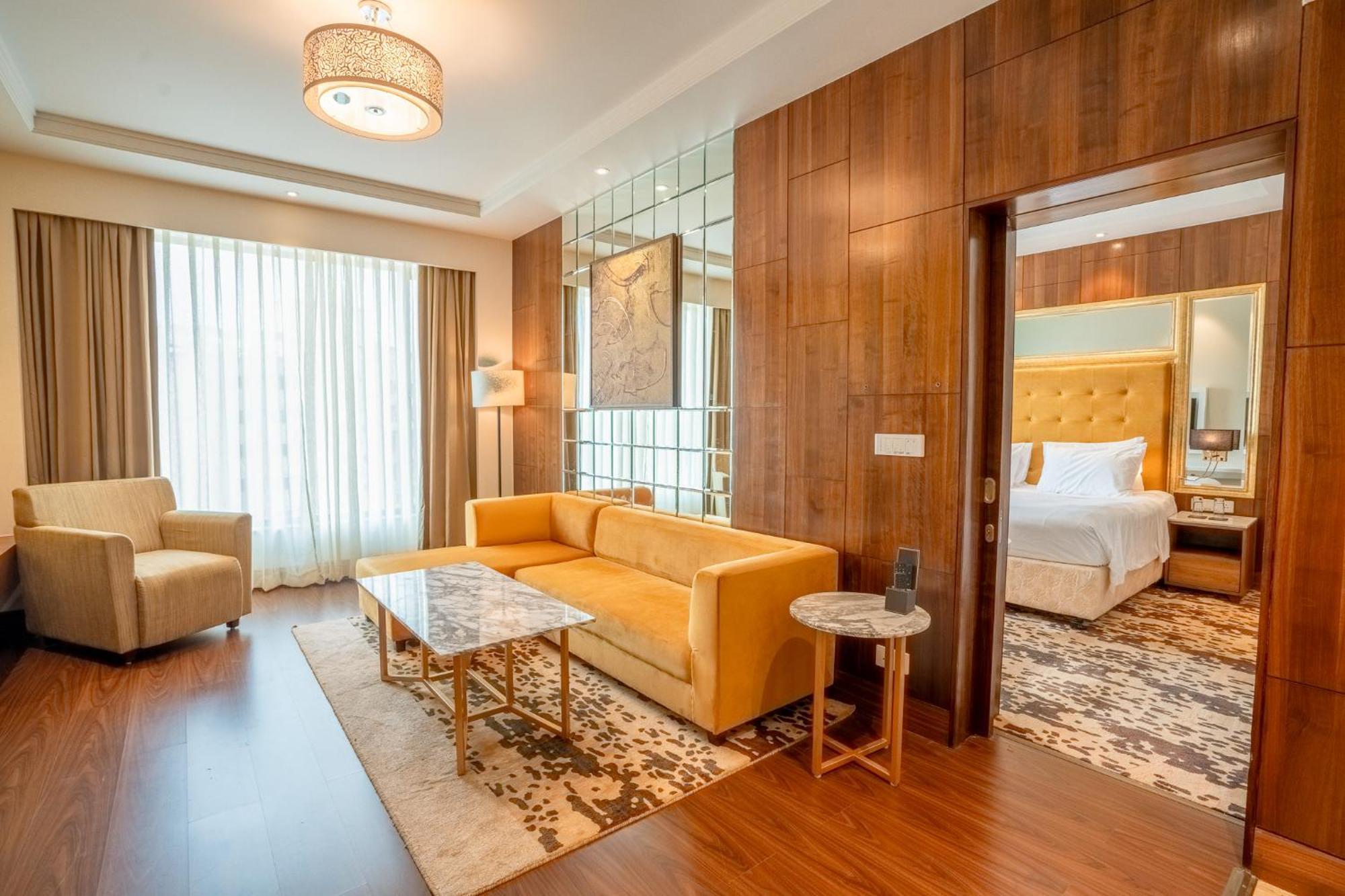 Radisson Blu Pune Hinjawadi Pimpri-Chinchwad Exterior foto