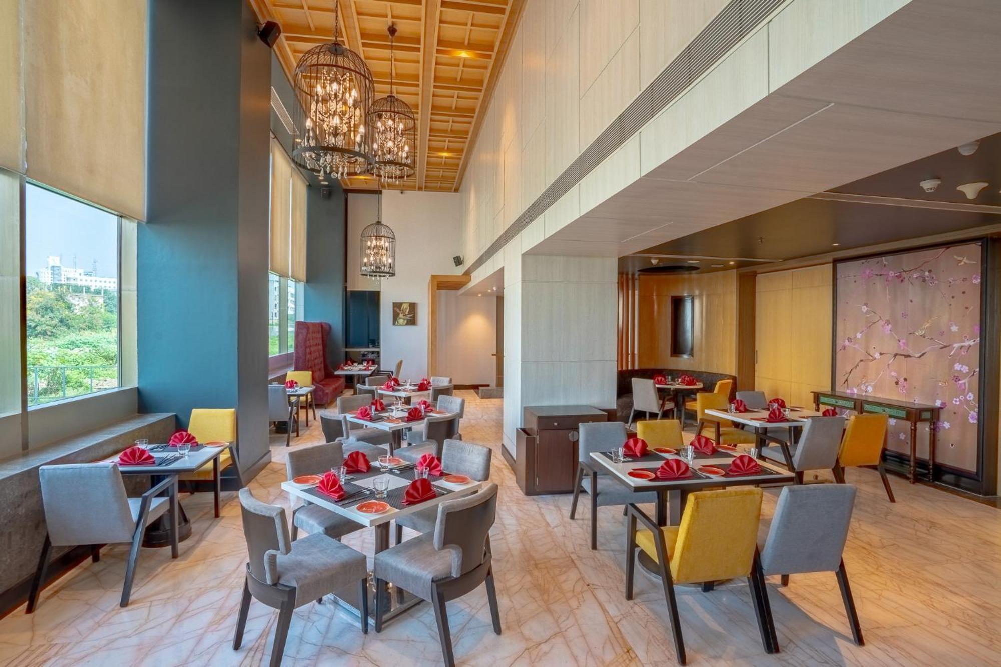Radisson Blu Pune Hinjawadi Pimpri-Chinchwad Exterior foto
