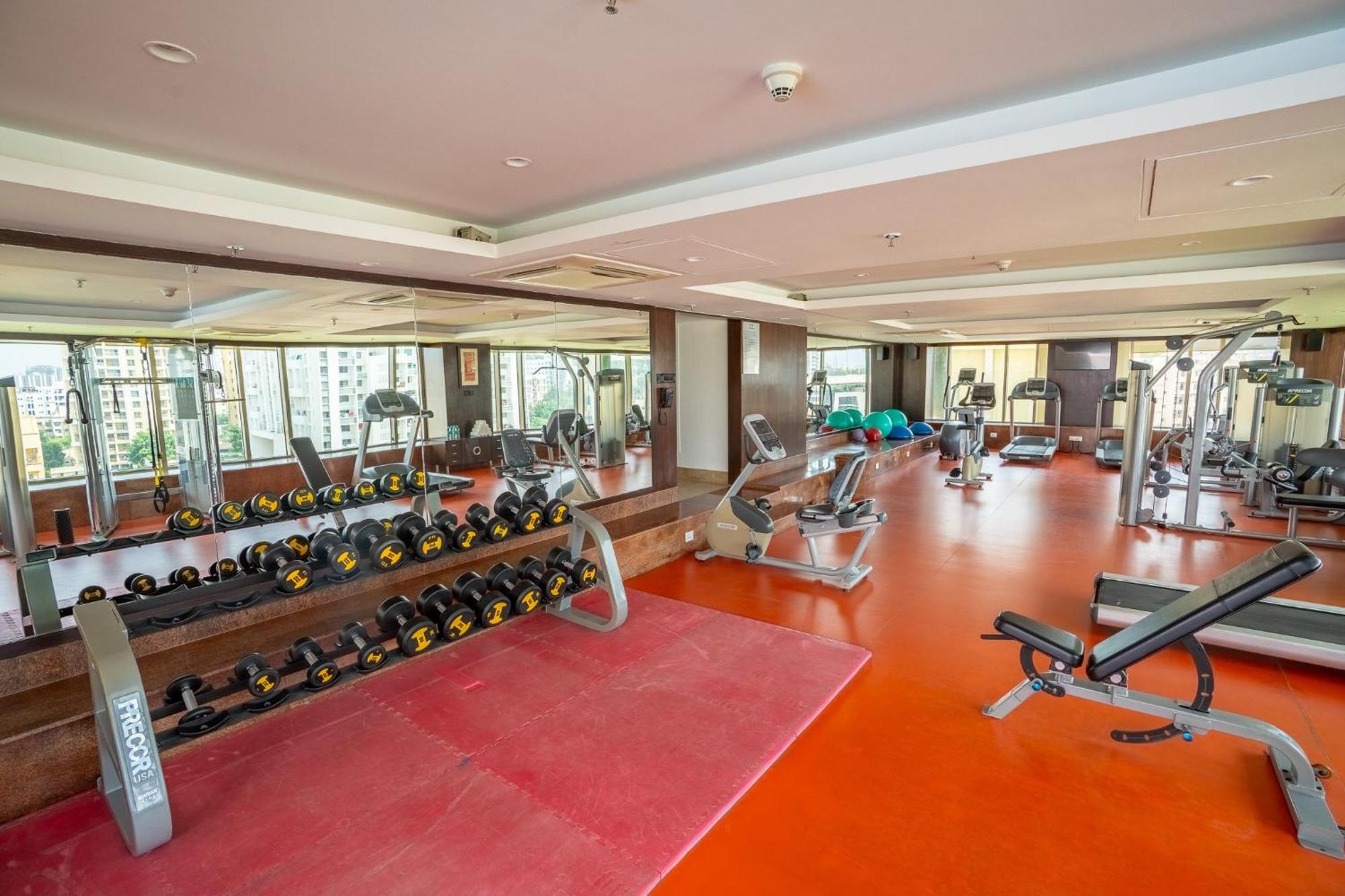 Radisson Blu Pune Hinjawadi Pimpri-Chinchwad Exterior foto
